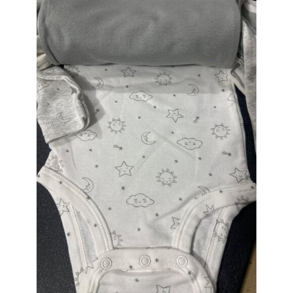 Carter’s 6 Month 6 Pk of Long-Sleeve Bodysuit Gray & White Moon and Back - Picture 6 of 6